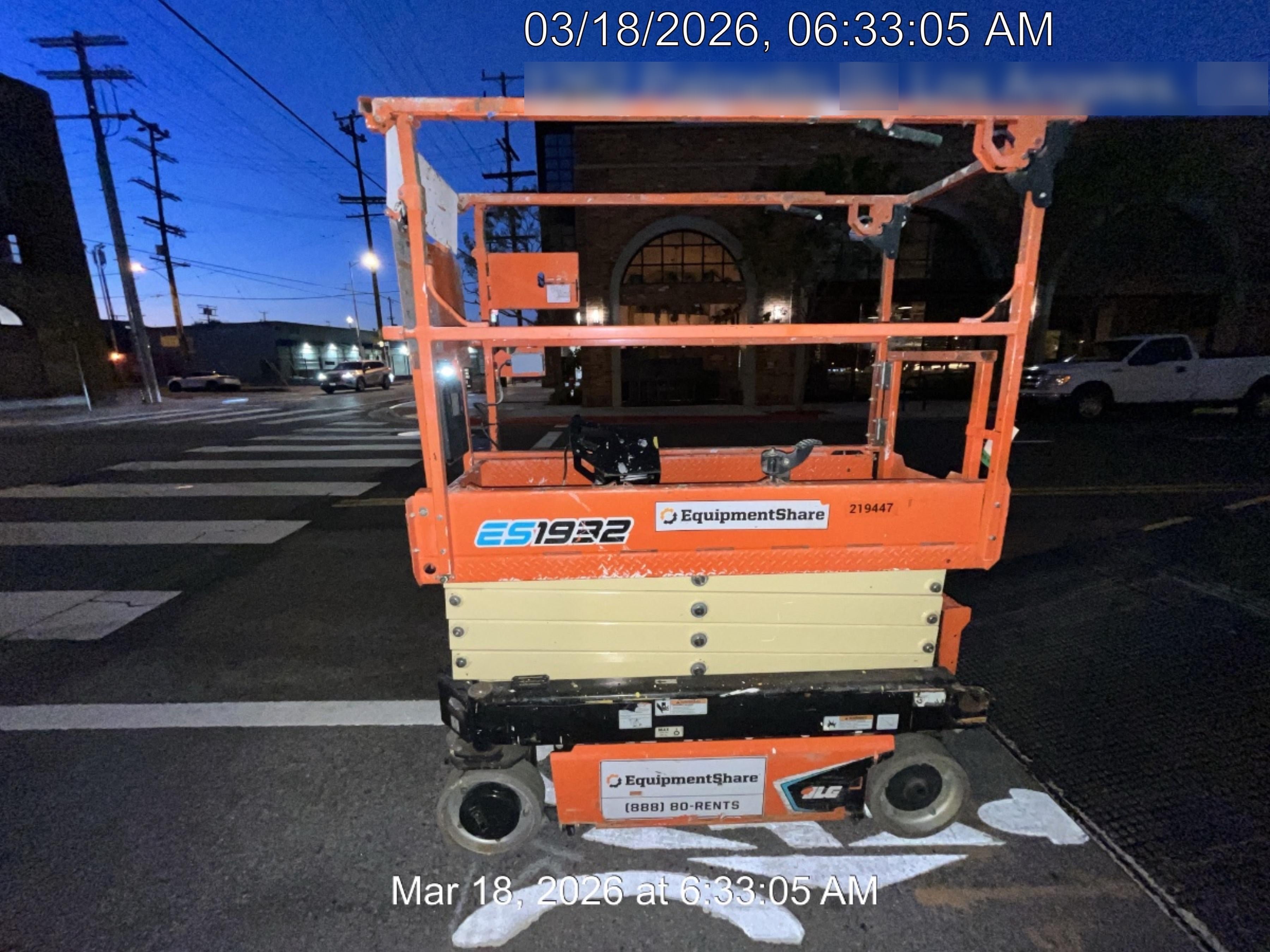 2022 JLG ES1932