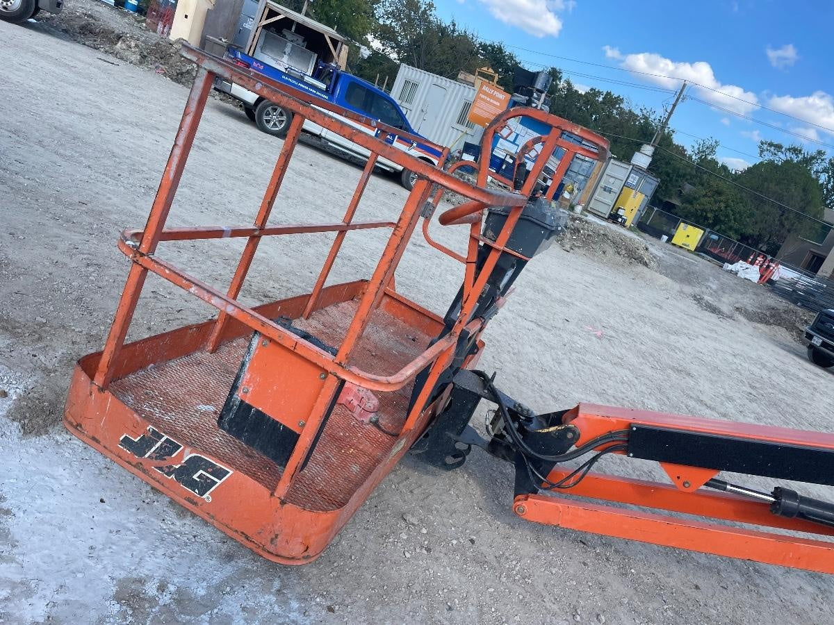 2020 JLG 460SJ
