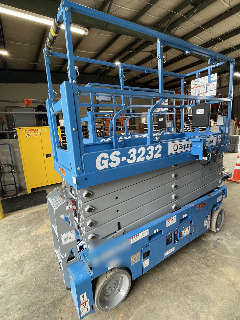 2022 GENIE GS-3232