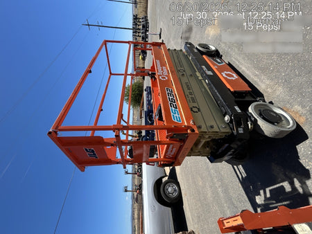 2022 JLG ES2632