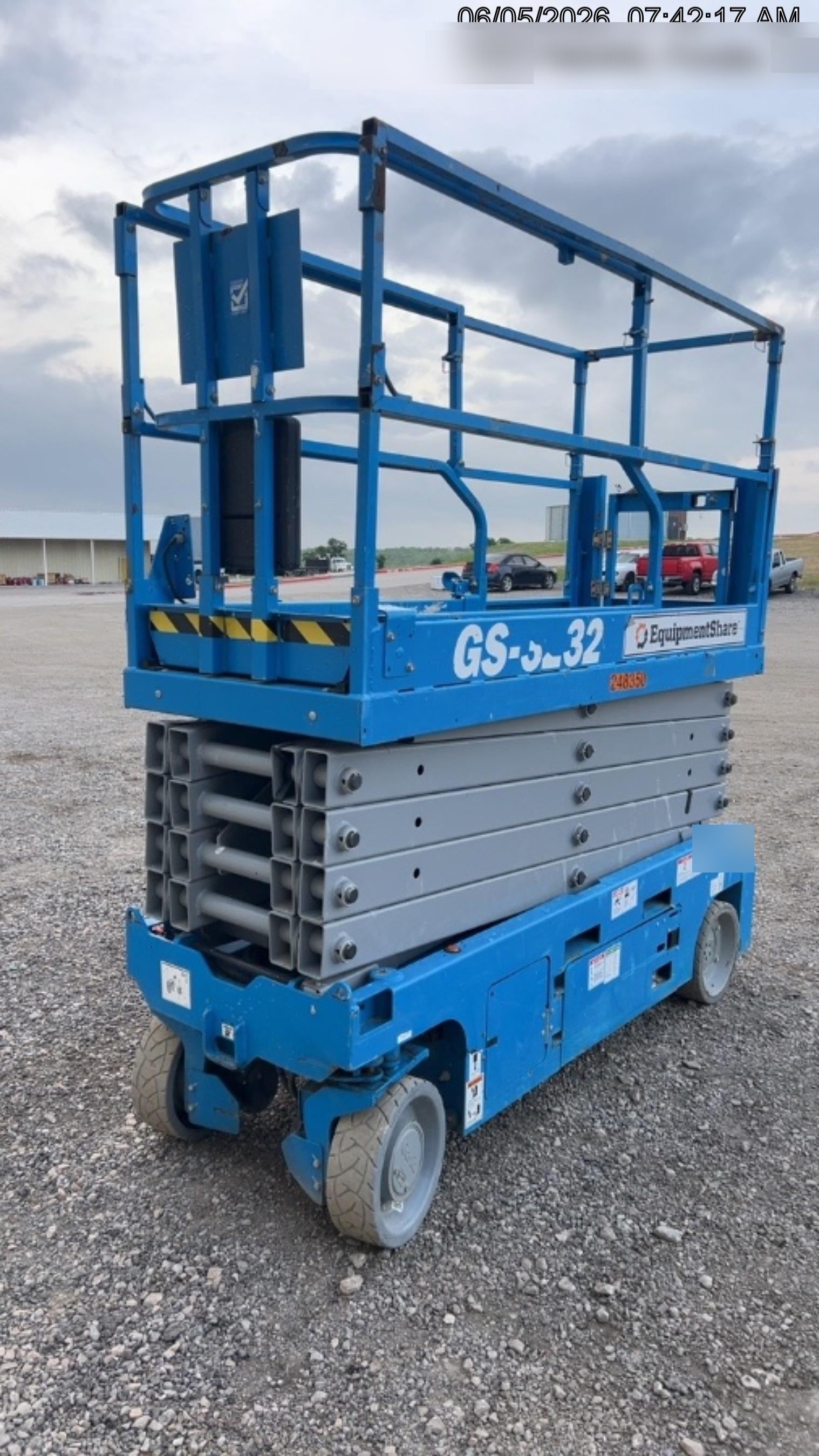 2022 GENIE GS-3232