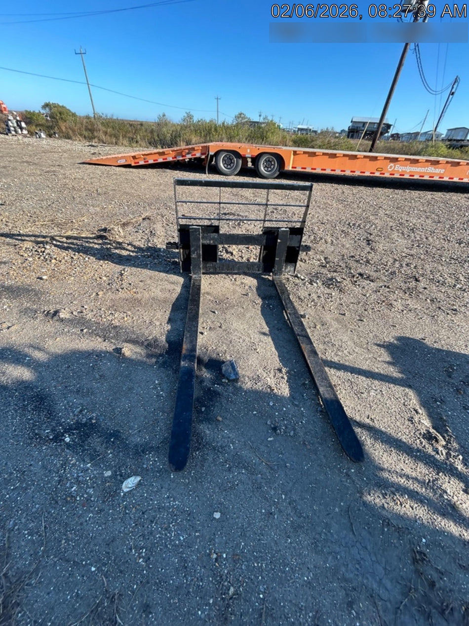 2025 ARROW MATERIAL HANDLING F5100CB - 72"