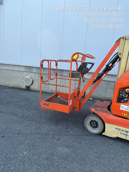 2022 JLG 26E