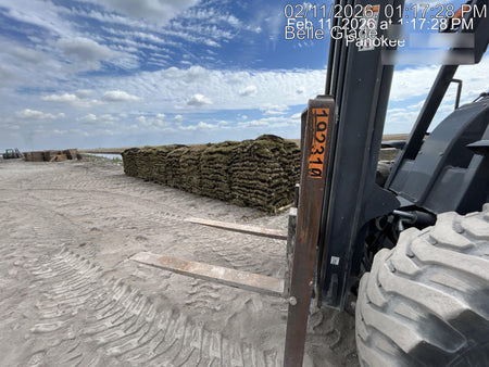 2023 CASE 588H