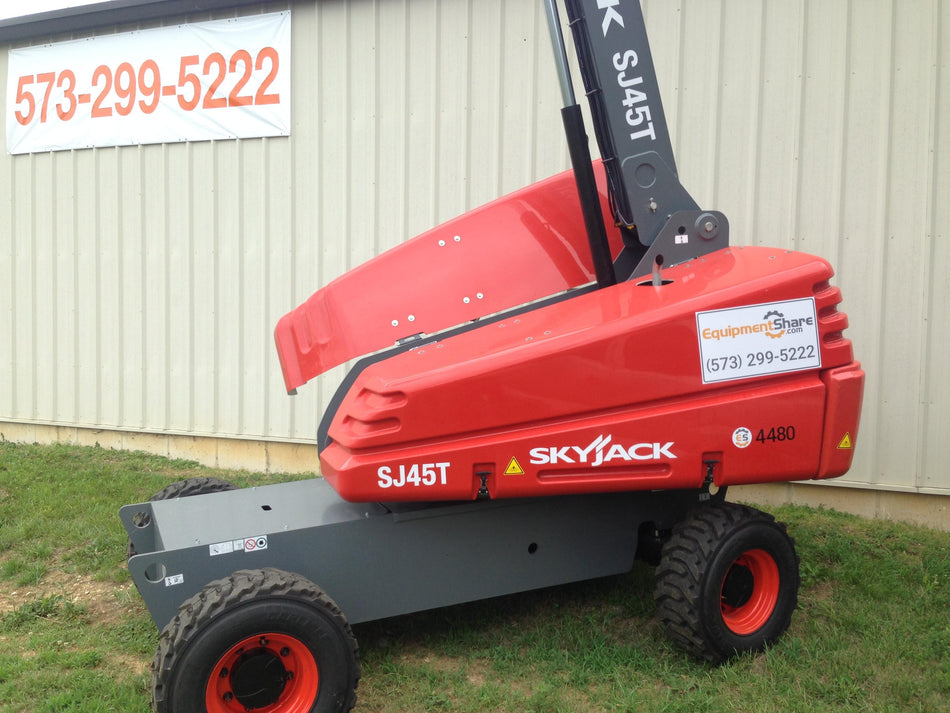 2017 SKYJACK SJ45T+