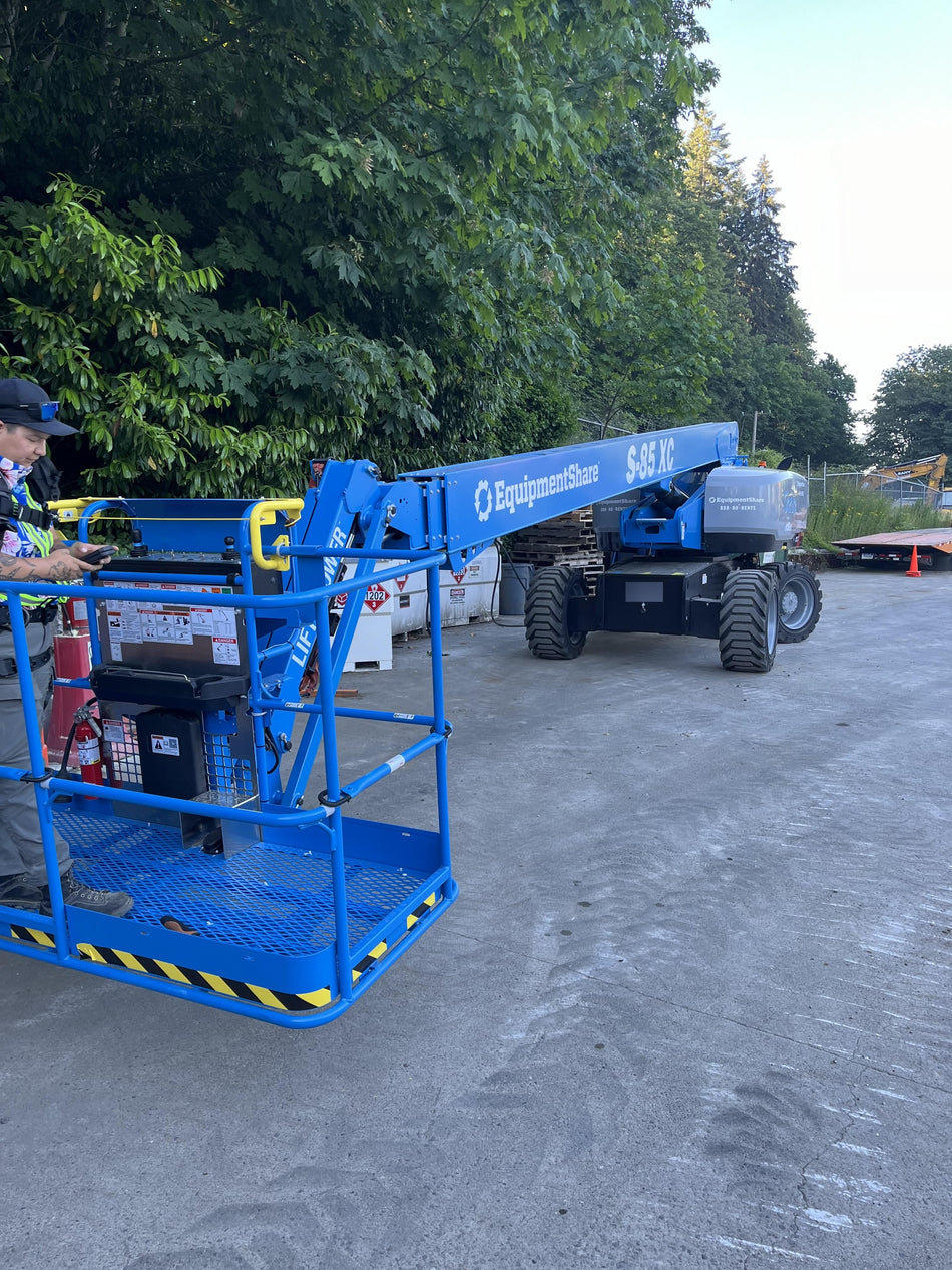 2024 GENIE S-85 XC