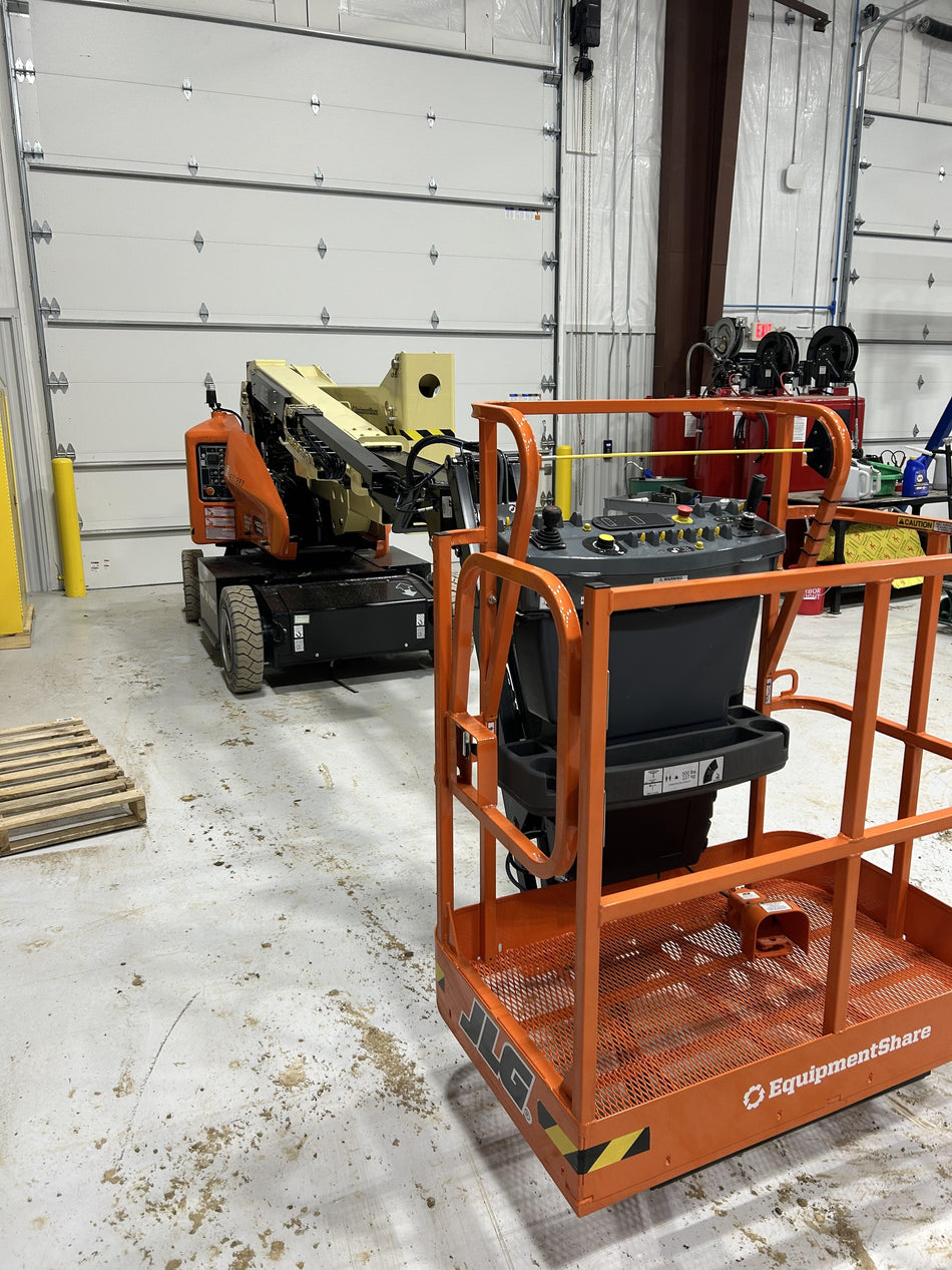 2025 JLG E400AJP Narrow