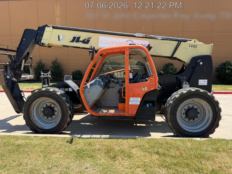 2015 JLG 642