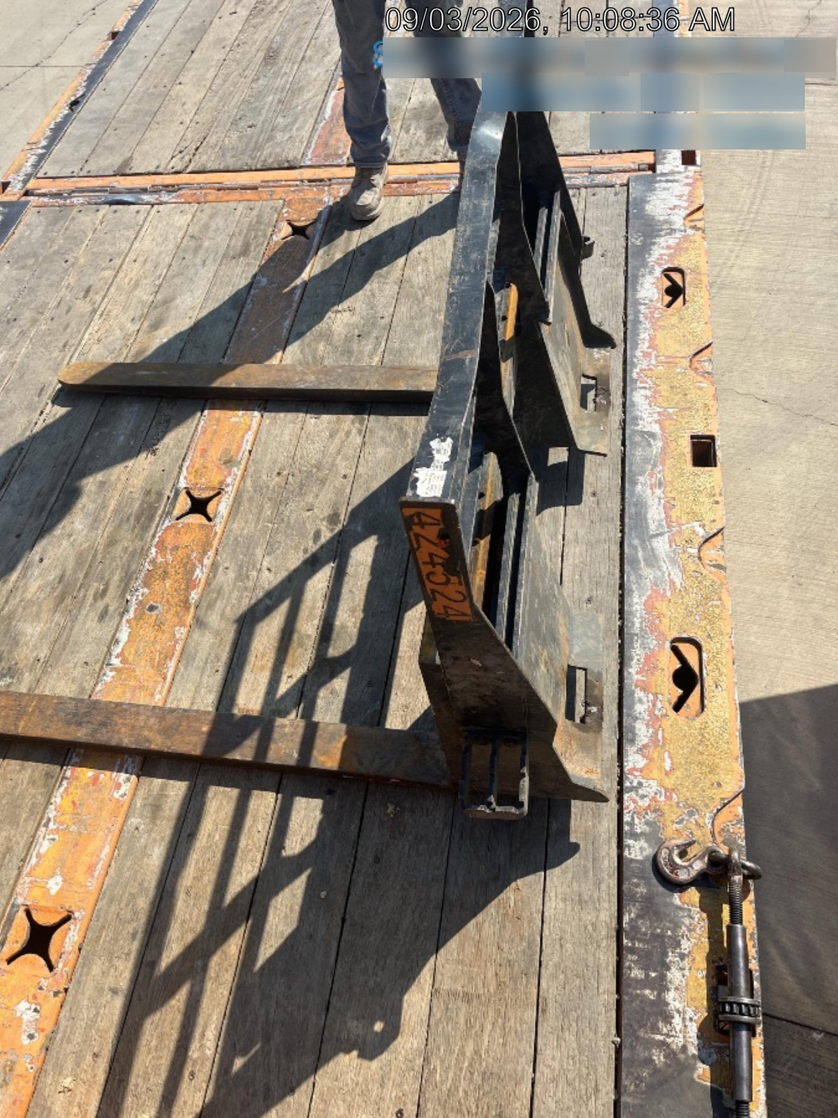 2024 ARROW MATERIAL HANDLING 72" Pallet Forks - Arrow
