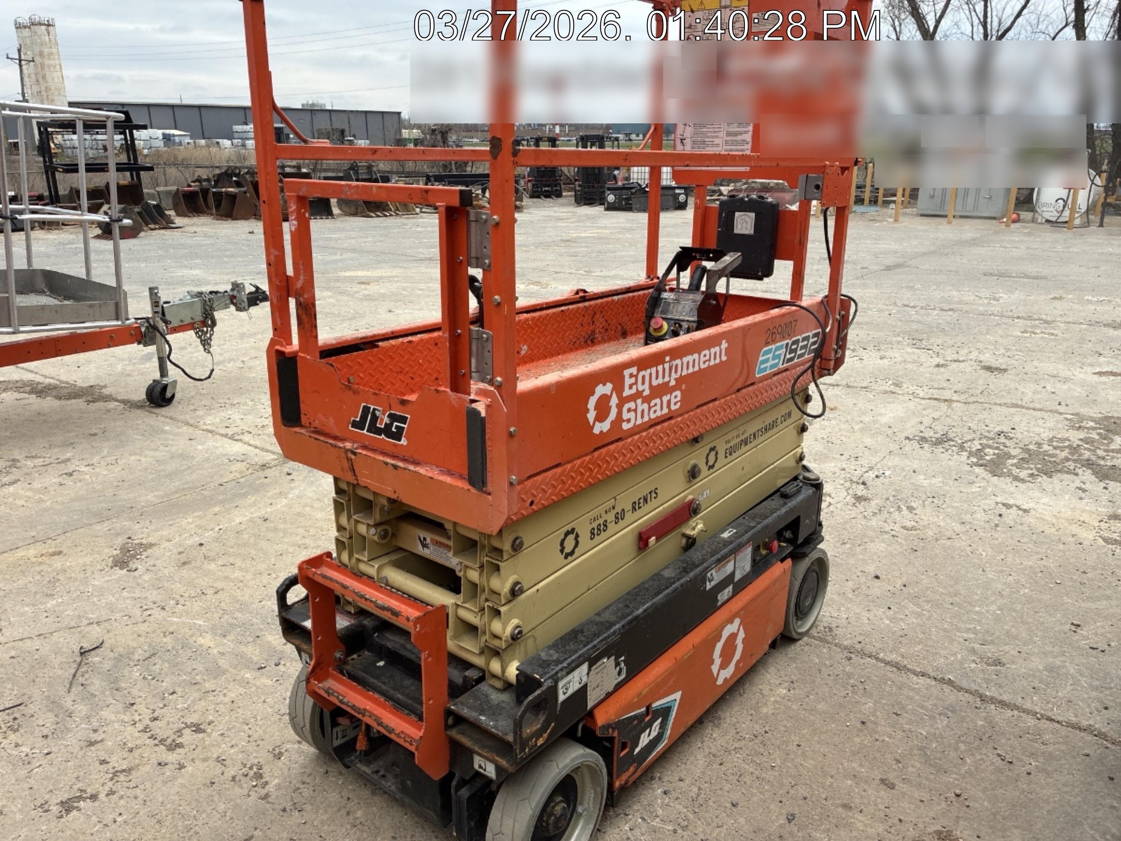 2022 JLG ES1932