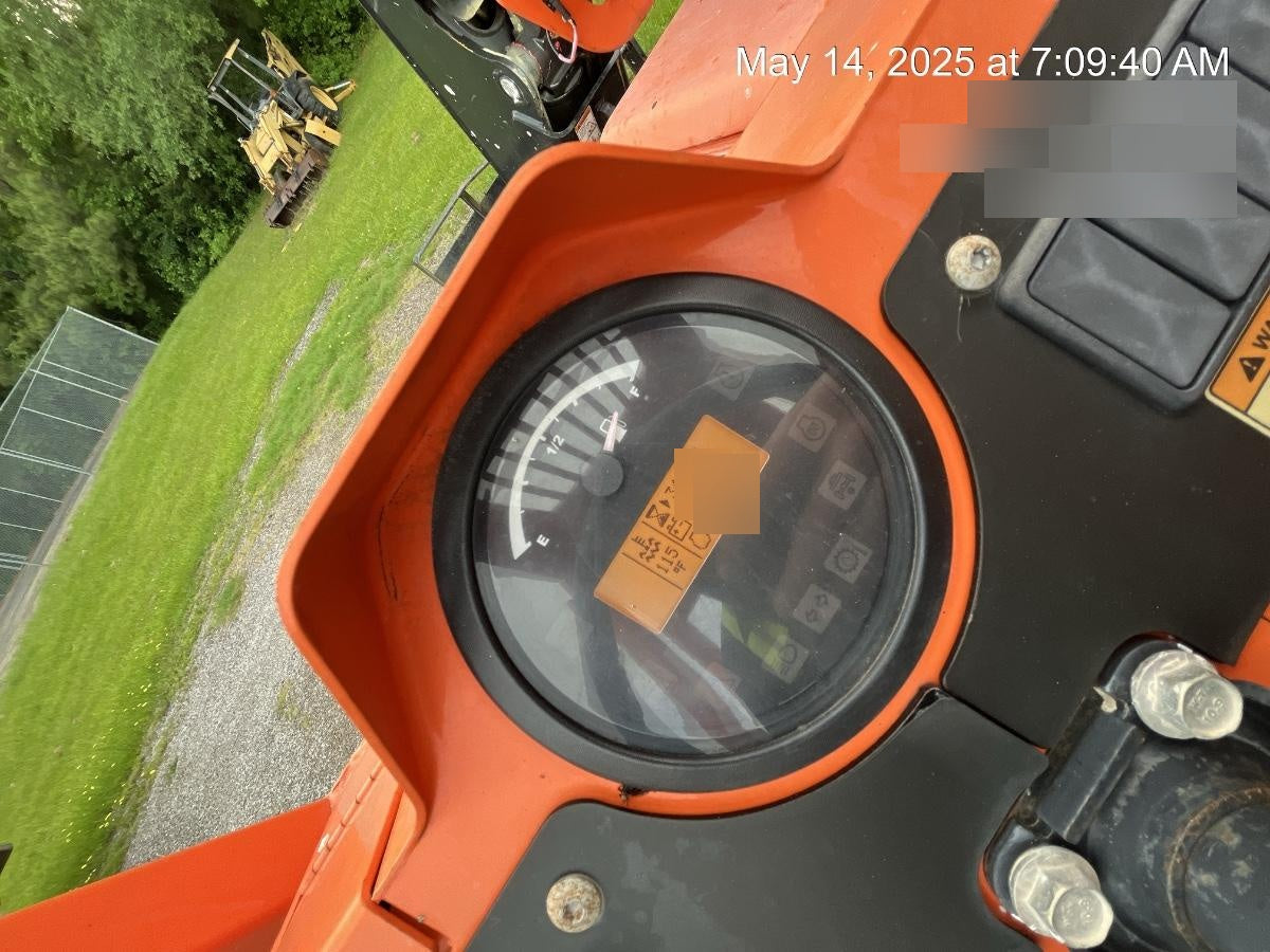 2019 SKYTRAK 8042