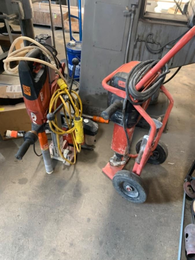 2020 HILTI TE 3000-AVR