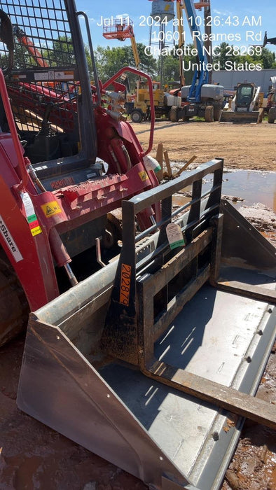 2022 ARROW MATERIAL HANDLING 60" Pallet Forks - Arrow