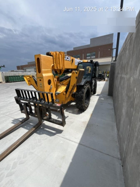 2022 JCB 510-56