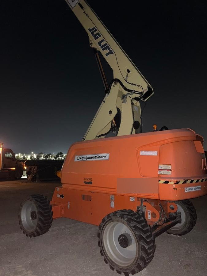 2021 JLG 660SJ