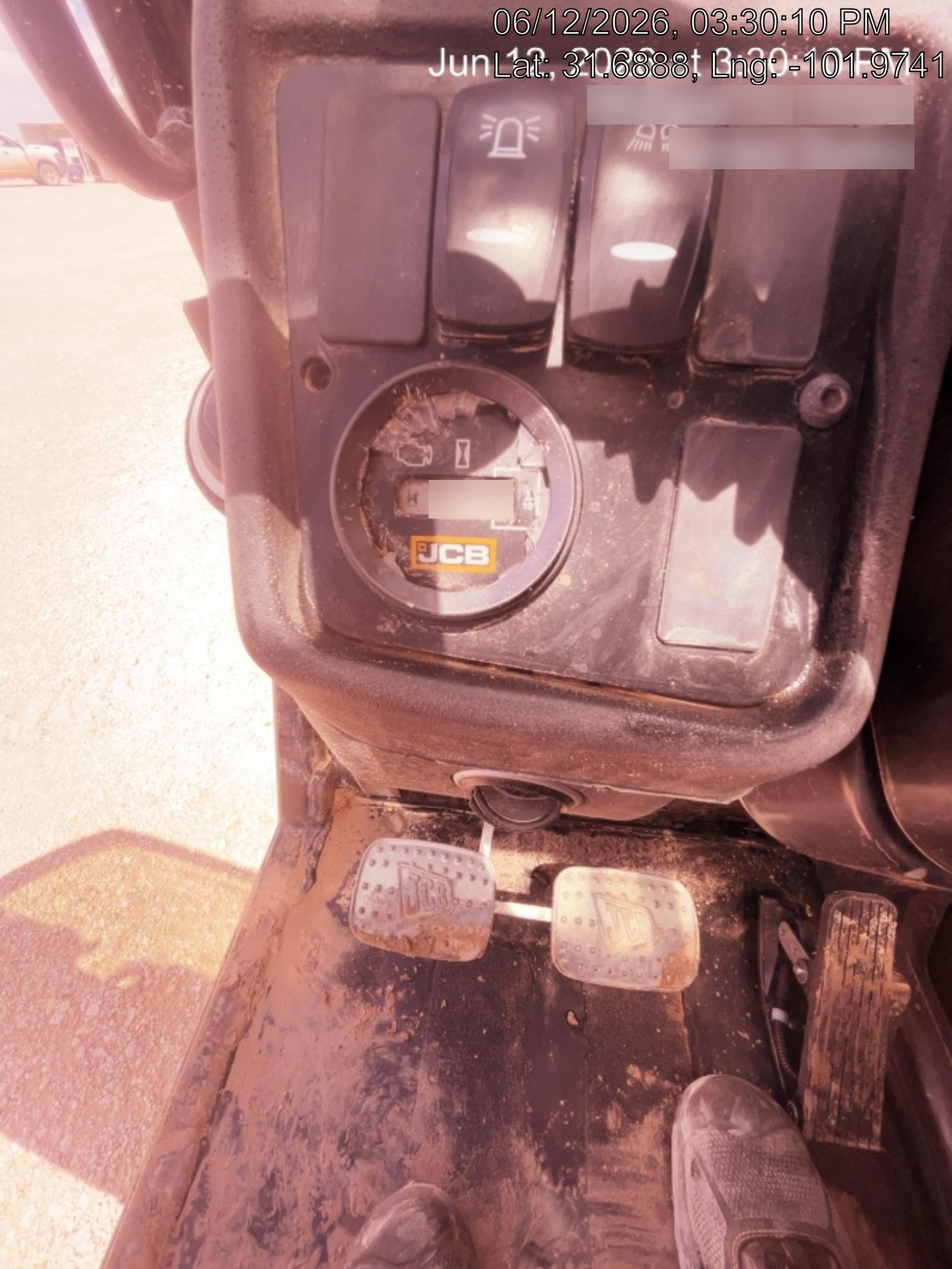 2022 JCB 510-56