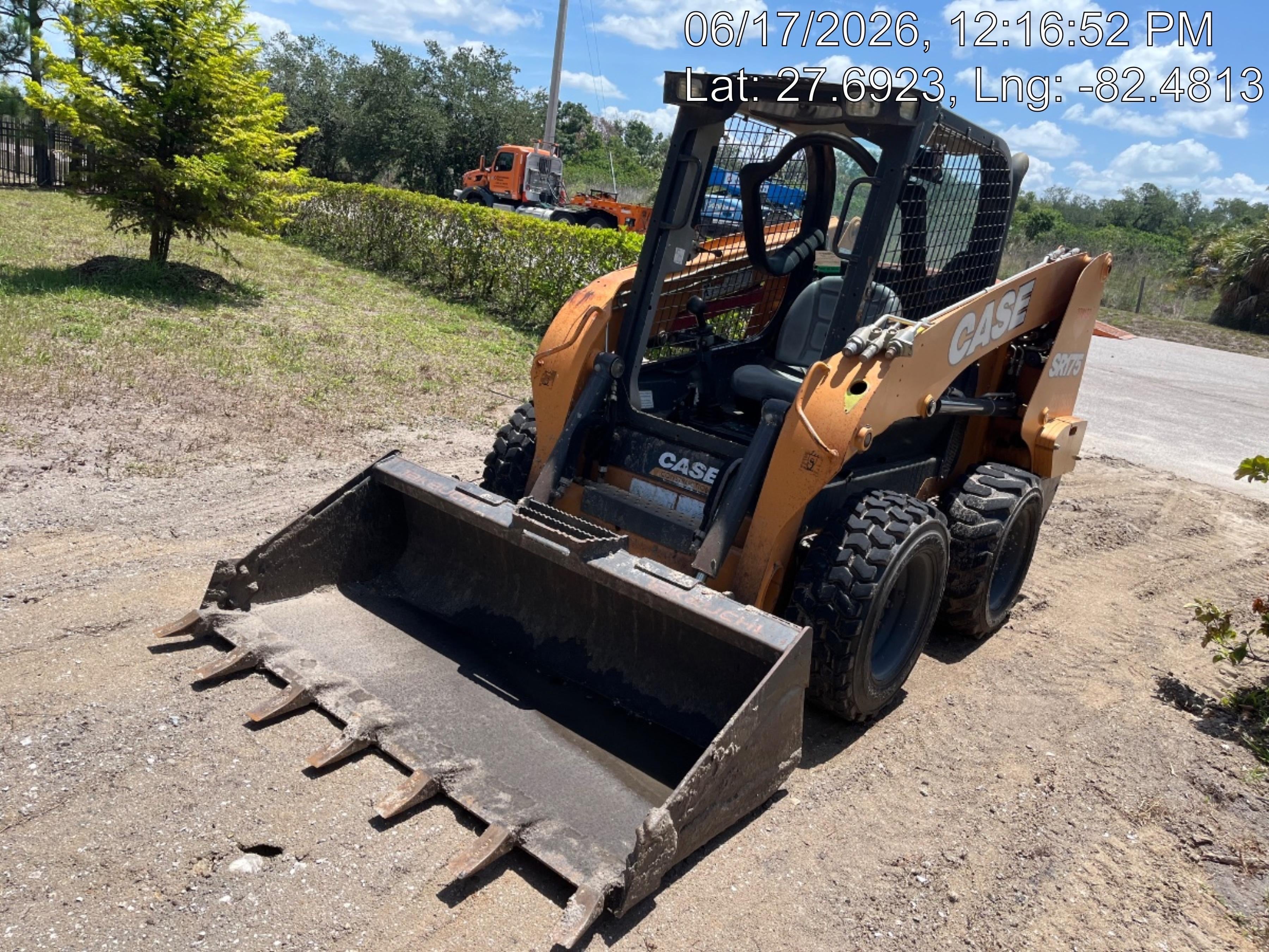 2019 CASE SR175