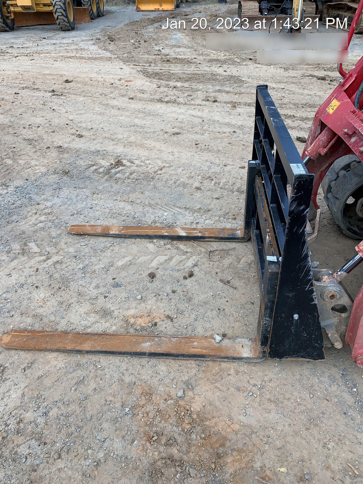 2022 ARROW MATERIAL HANDLING 72" Pallet Forks - Arrow