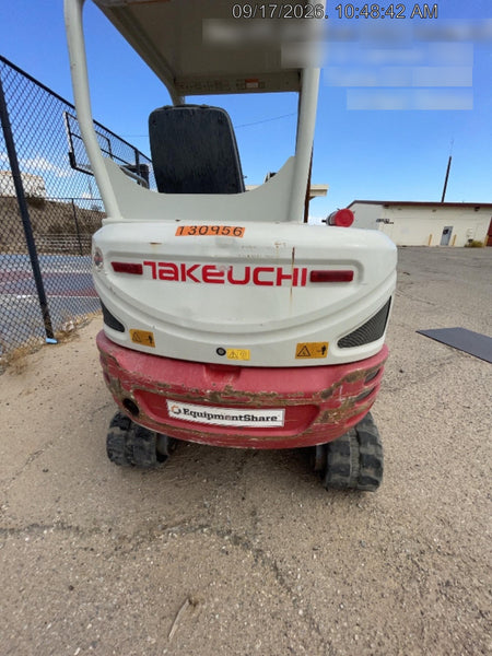 2021 TAKEUCHI TB235-2R