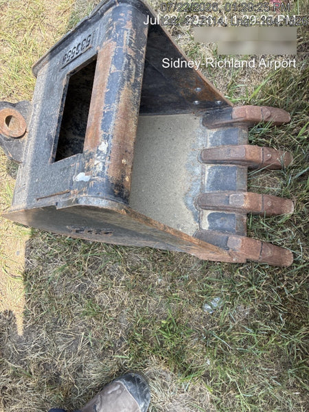 2025 TAKEUCHI 18" HD Bucket - Takeuchi