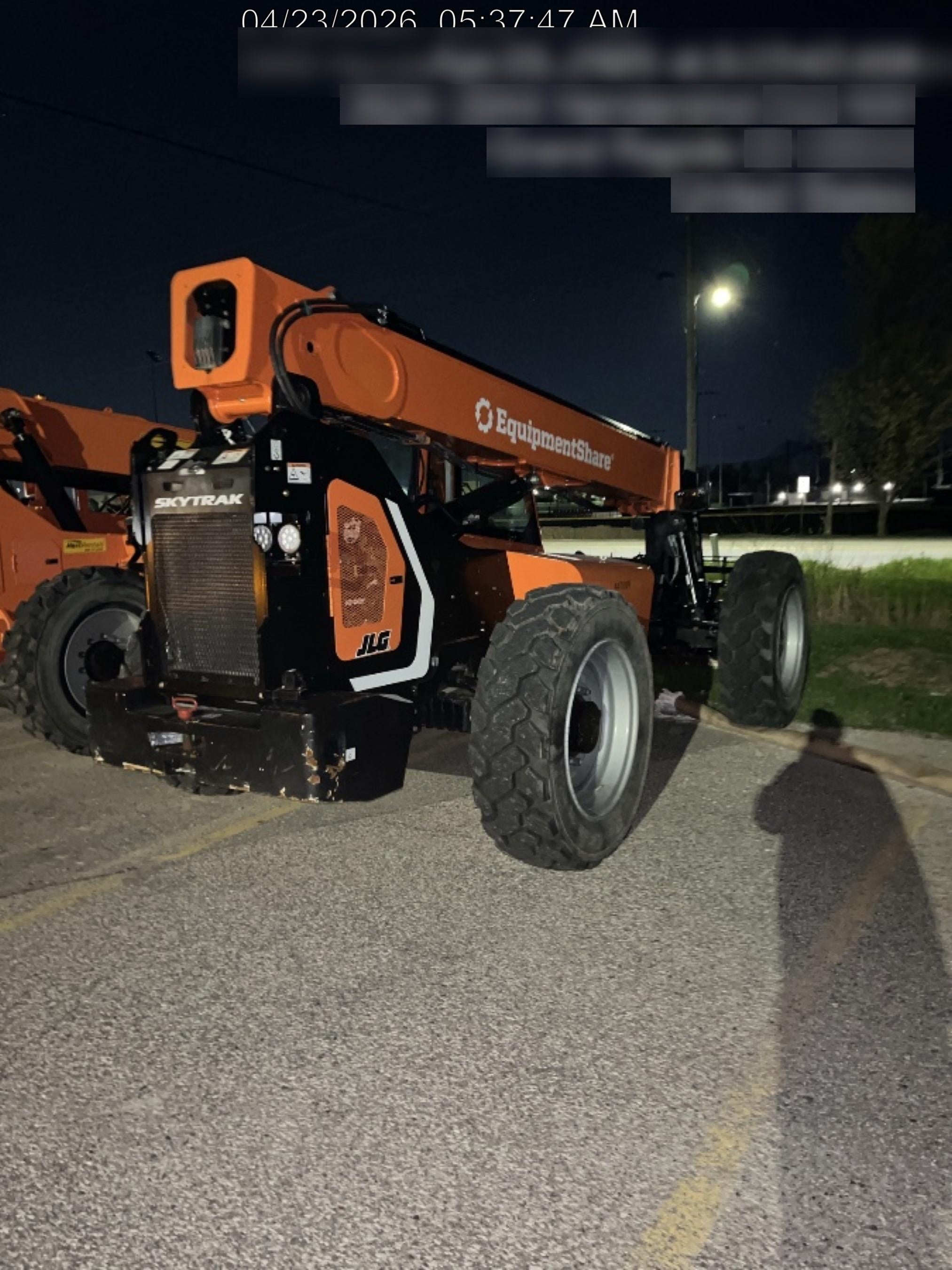 2024 SKYTRAK 8042