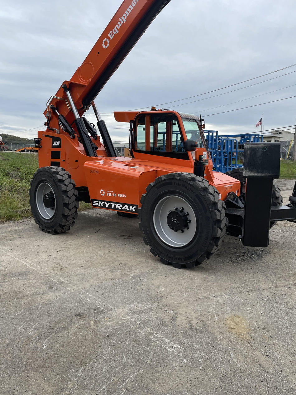 2022 SKYTRAK 12054
