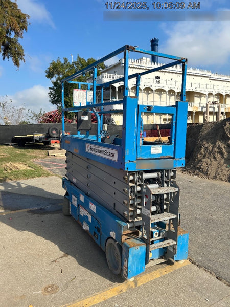 2018 GENIE GS-3232