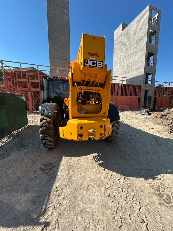 2024 JCB 510-56