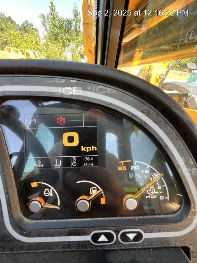 2024 JCB 510-56