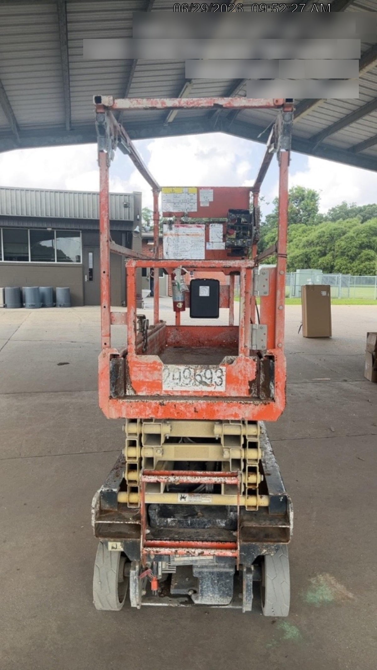 2022 JLG ES1932