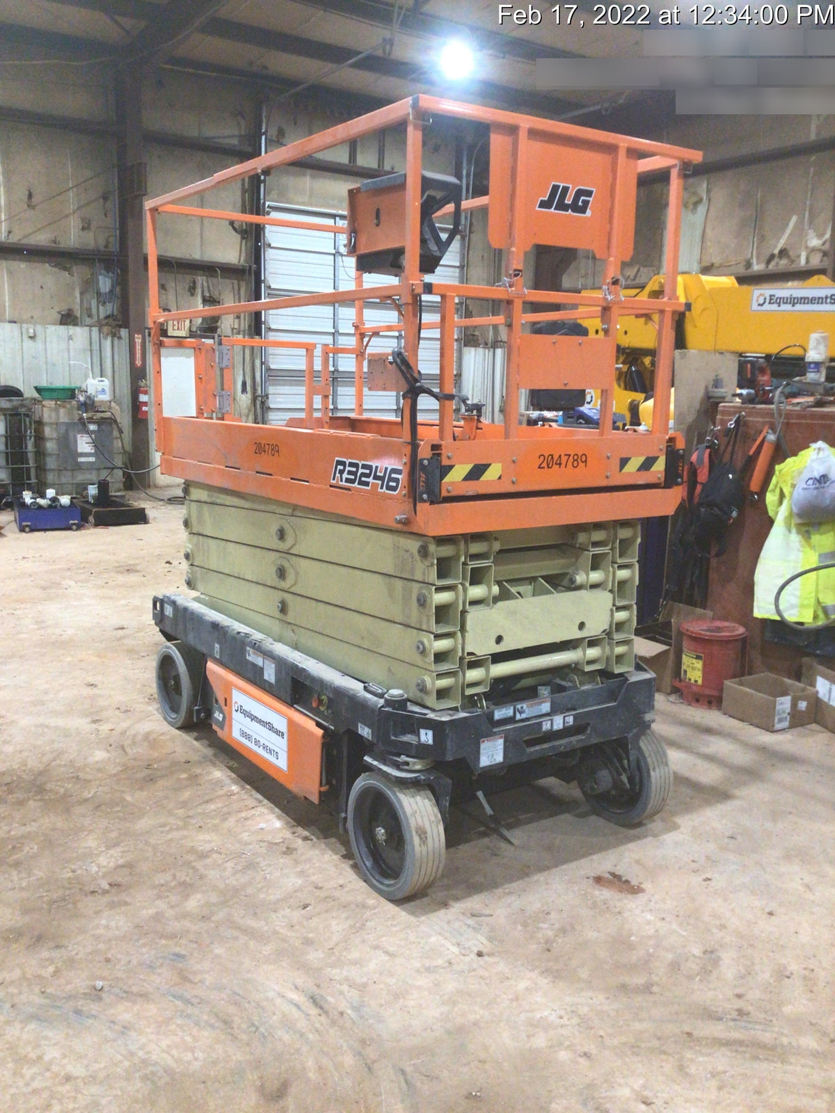2021 JLG R3246