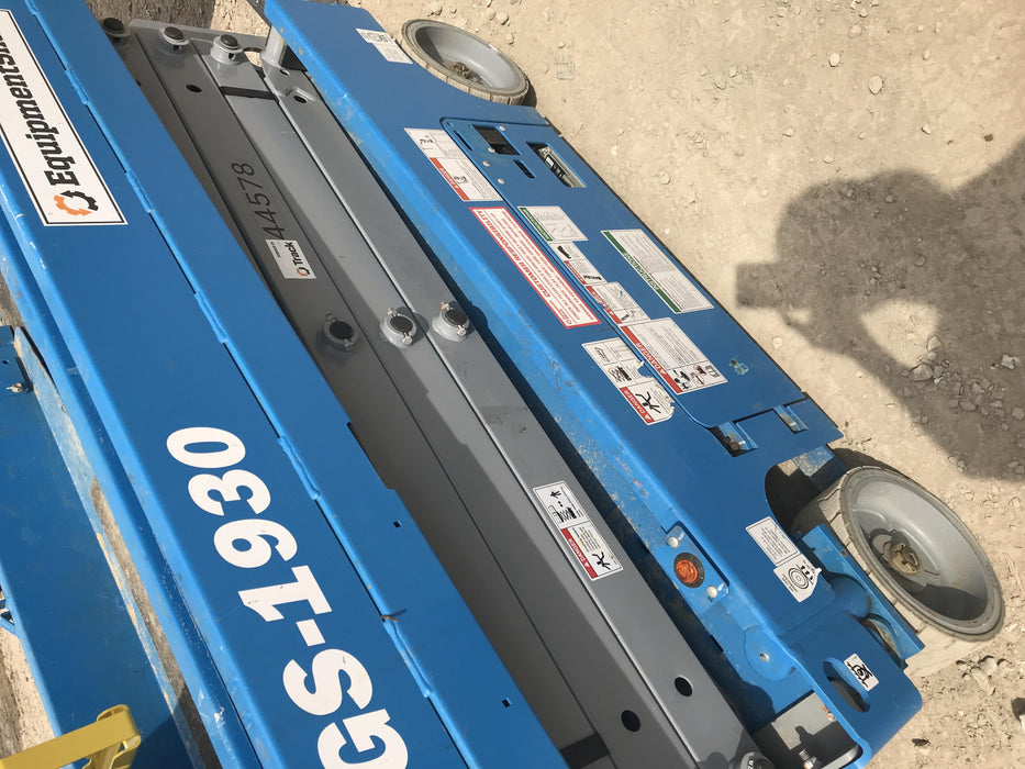 2019 Genie GS-1930 Fixed rails with chain Entry
