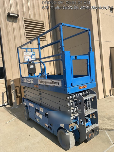 2023 GENIE GS-2632