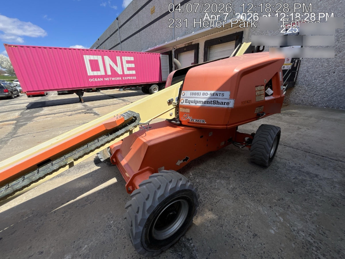 2021 JLG 400S