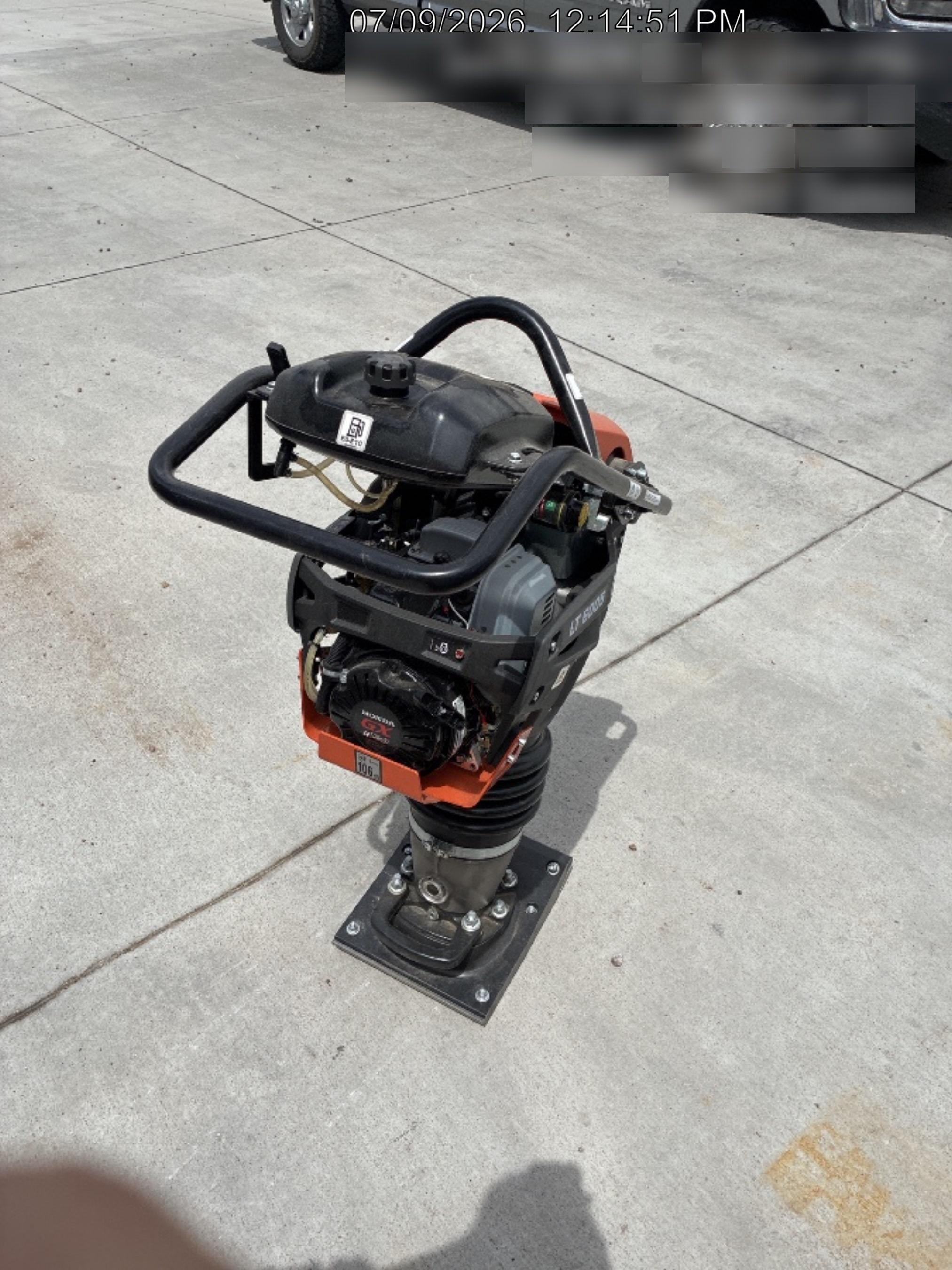2025 HUSQVARNA LT6005