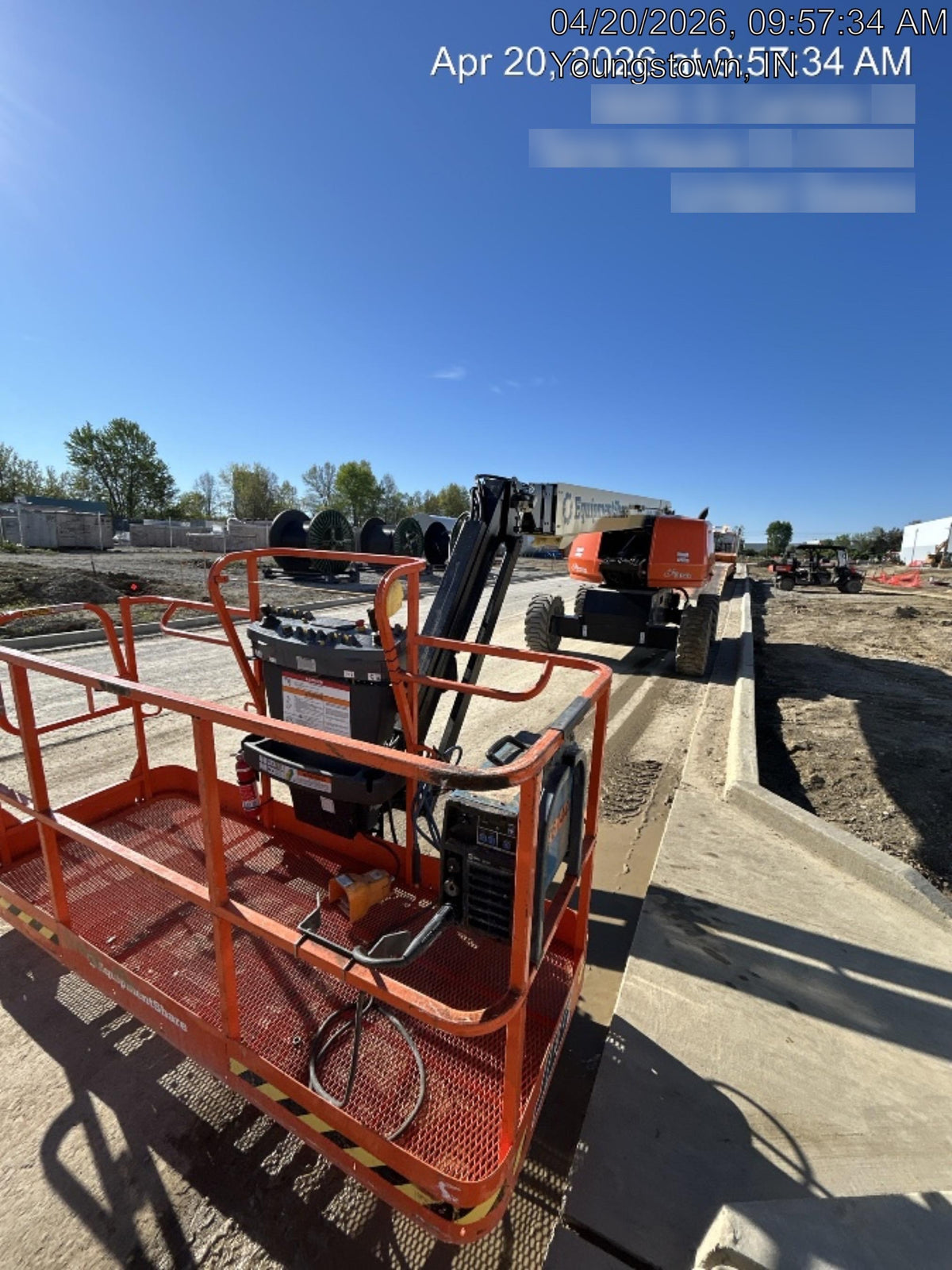 2025 JLG 660SJ