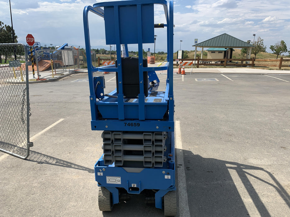 2020 Genie GS-1930 Fixed rails with chain entry gate - Pre A92.20