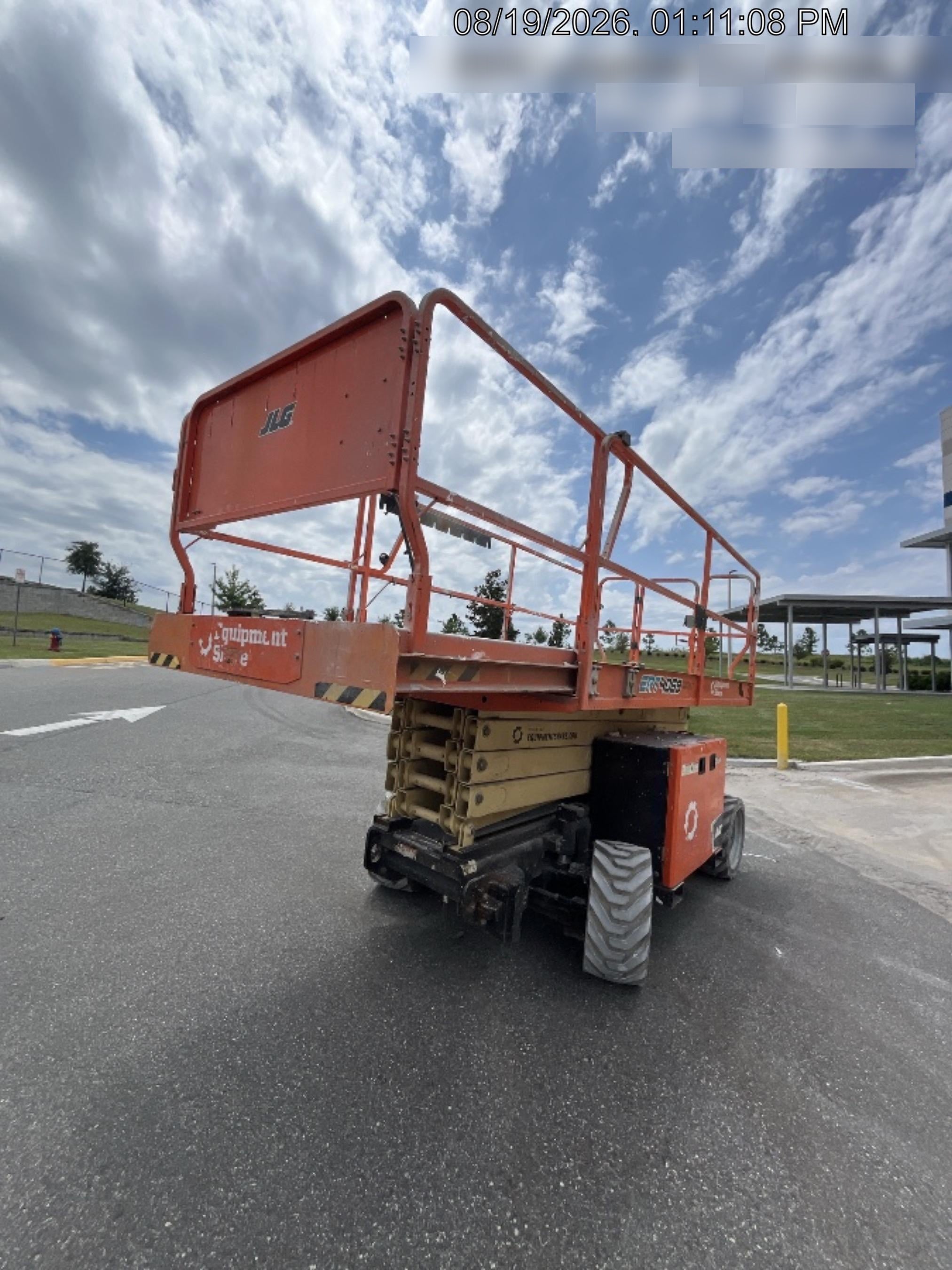 2022 JLG ERT4069