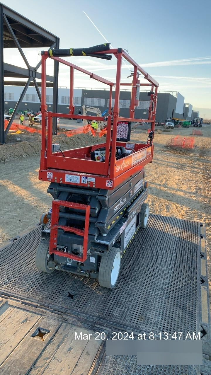 2022 SKYJACK SJ3226