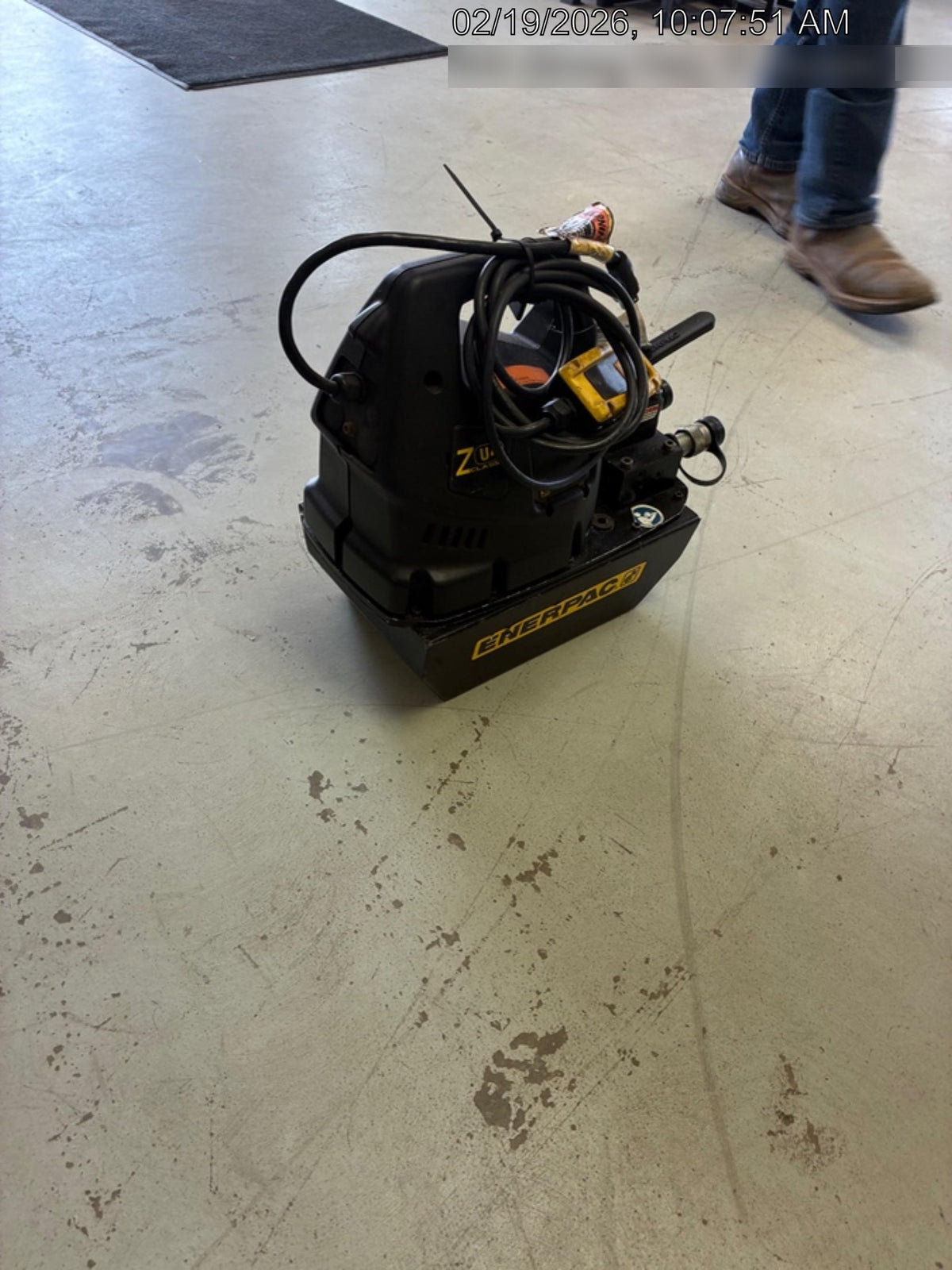 2023 ENERPAC ZU4408JB