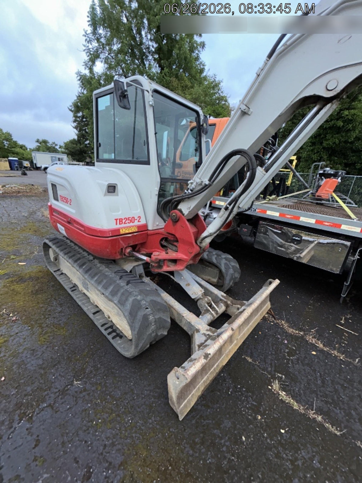 2023 TAKEUCHI TB250-2CR