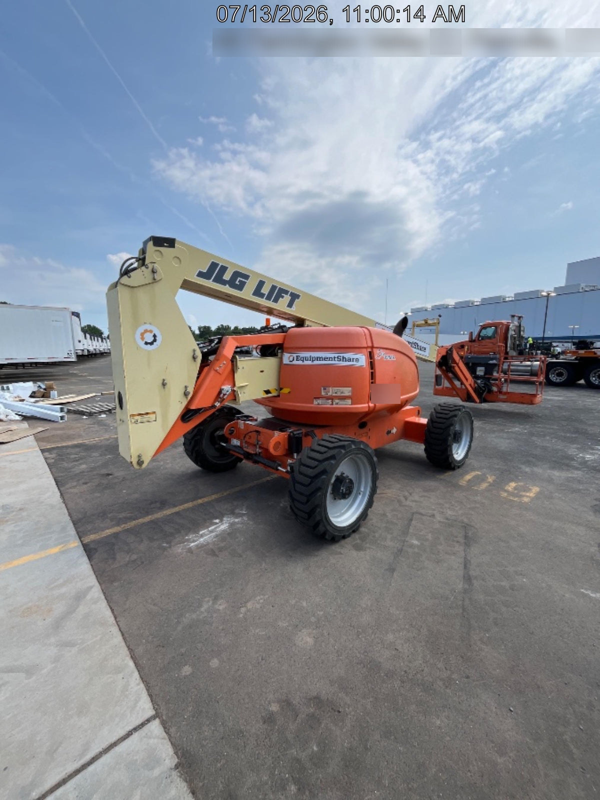 2021 JLG 600AJ