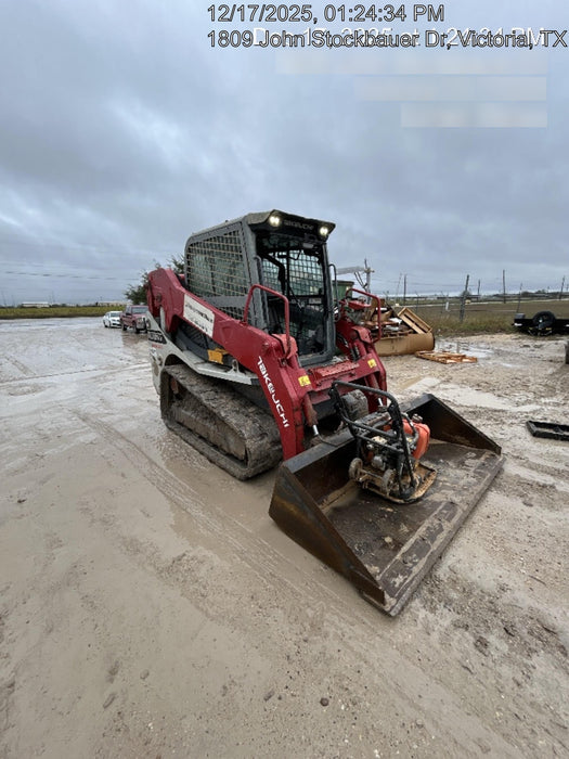 2019 Takeuchi TL10V2-CR Cab/Heat/AC, Rubber Tracks, Backup Alarm, Front & rear working Lights, Auxiliary Hydraulics, 2 Speed Travel, Engine Monitoring System, Hydraulic universal quick hitch w/76" HD smooth dirt bucket with bolt-on edge, 20.3 cubic feet capacity, 48" Pallet forks and frame