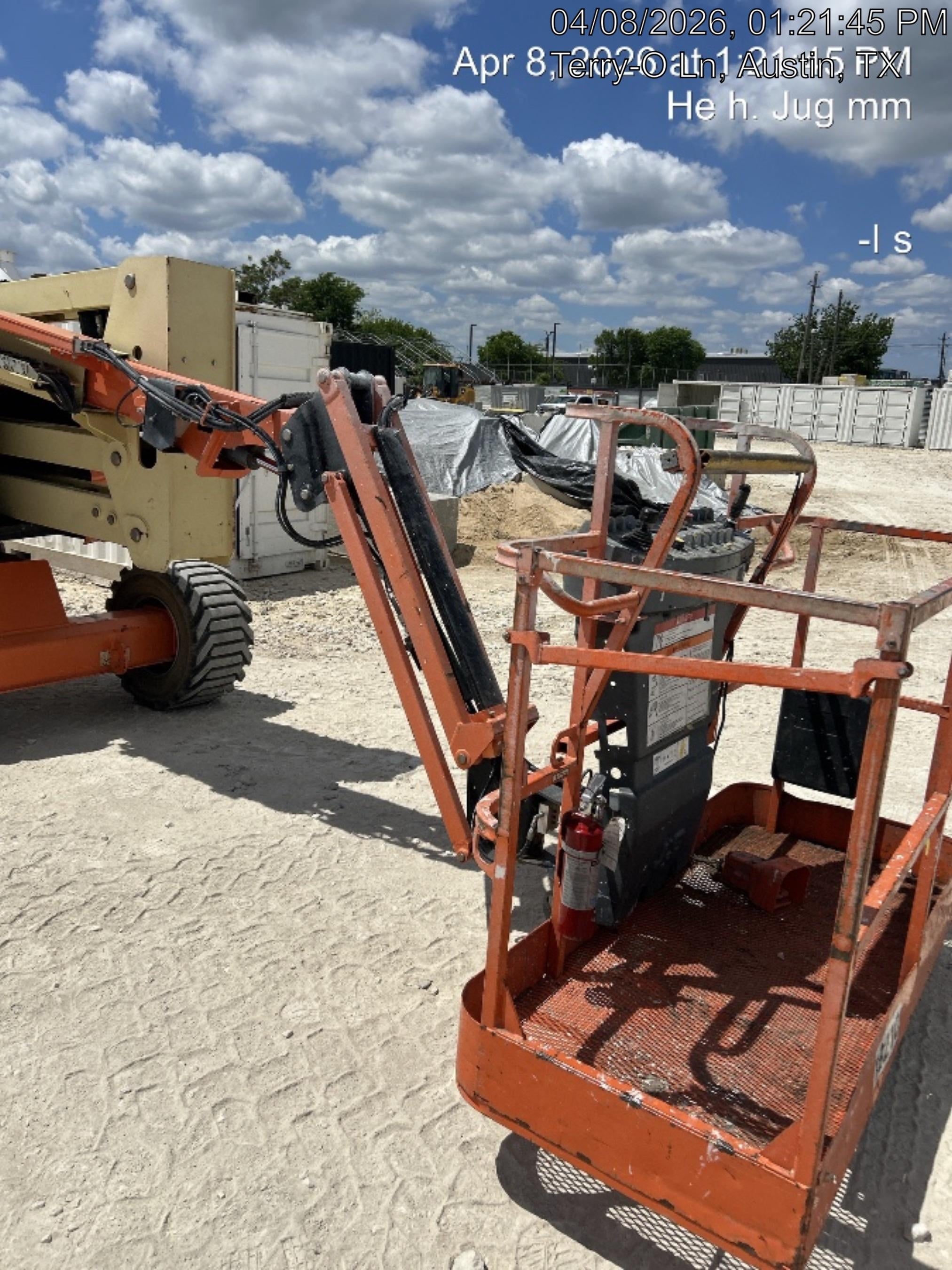 2019 JLG 450AJ