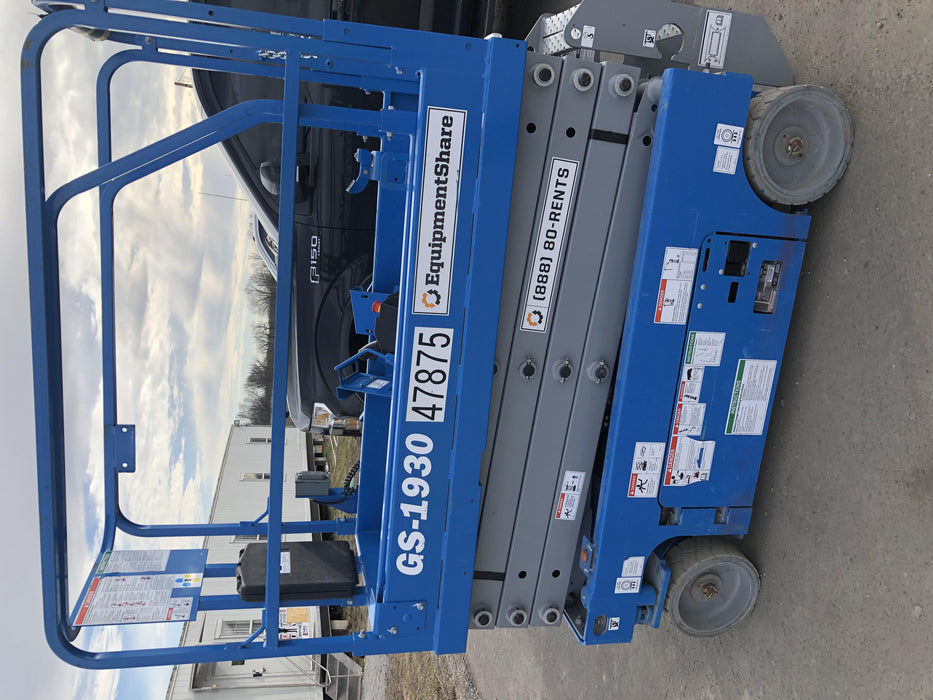 2019 Genie GS-1930 Fixed Rails with Chain Entry