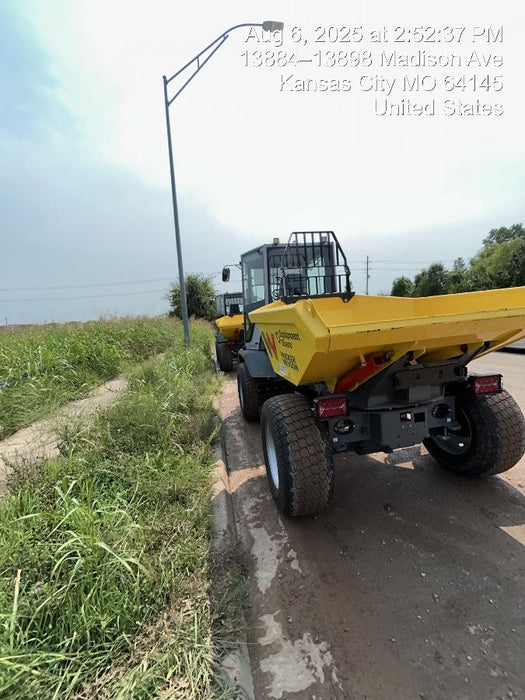 2025 WACKER NEUSON DV605 Cab Turf Tires