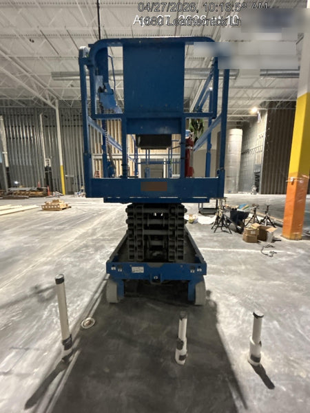 2019 Genie GS-4047 Folding rails with half height swing gate, 800W Inverter