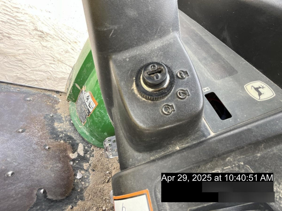 2020 John Deere 815E 2S 2 - 3 Seat UTV, DSL, 4WD, Canopy, Standard Rental Spec