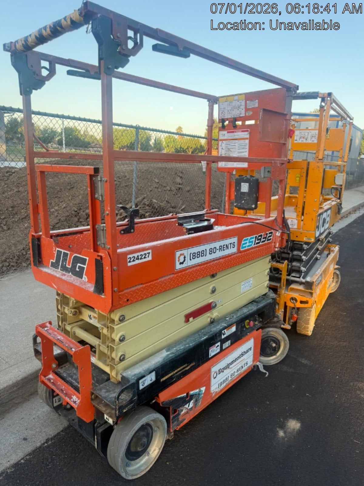 2022 JLG ES1932