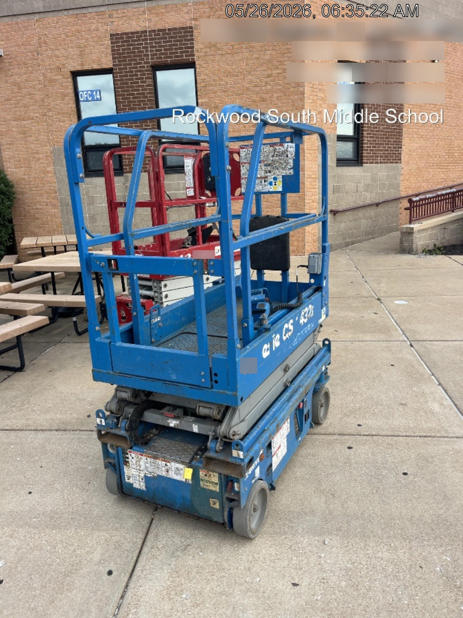 2023 GENIE GS-1432
